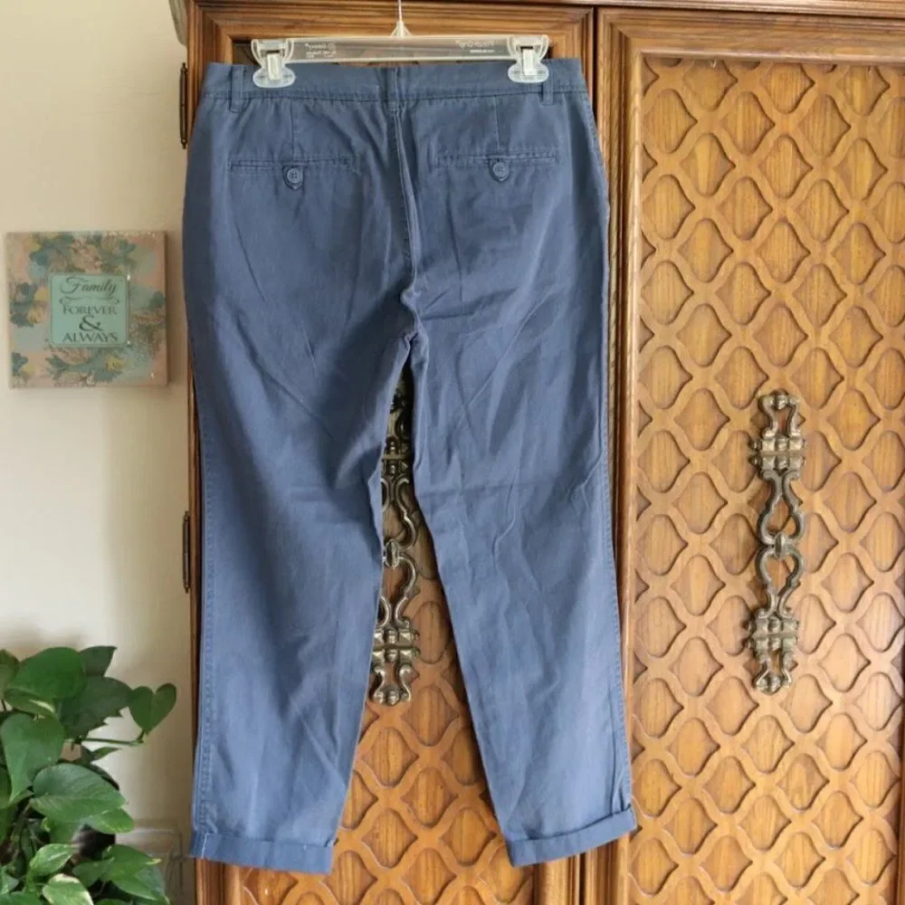 Woolrich Sunday Chino Pants -  Dark Cobalt Blue. Old money style